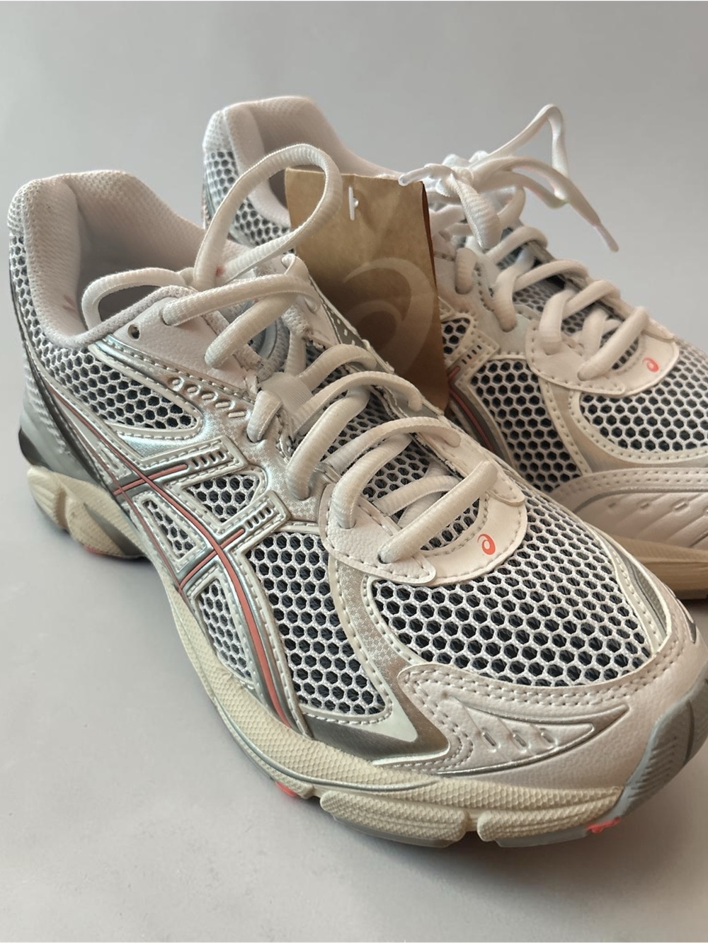 ASICS GT-2160 “White Sun Coral” Men’s 4.5 / Women’s 6 Brand New!